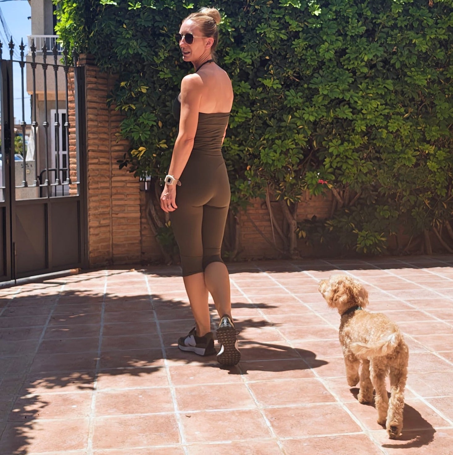 Palm Olive Green Cropped Leggings Gym Set